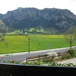 Haus Moni