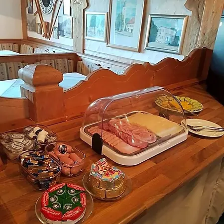 Haus Moni * Σβάνγκαου