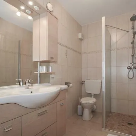Apartament Haus Moni *